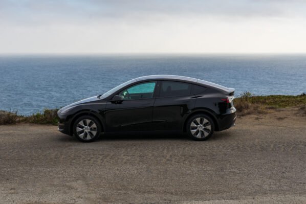 Tesla Model Y - 7 Seater - Image 6