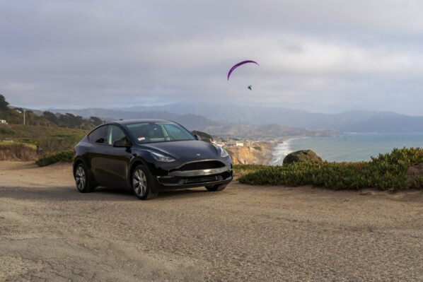 Tesla Model Y - 7 Seater - Image 3