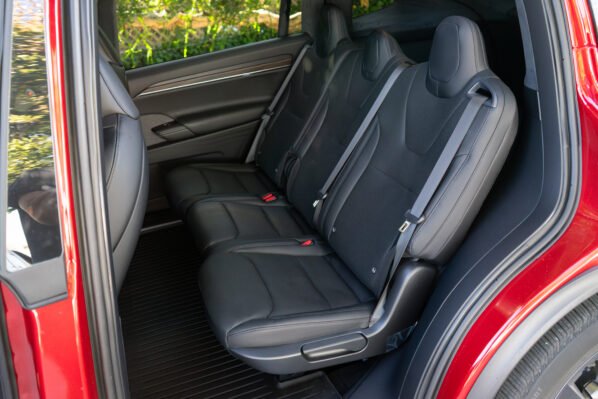 Tesla Model X - Image 20
