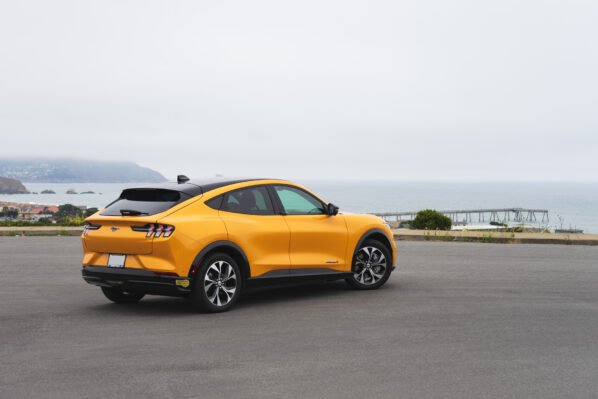 Mustang Mach-E, Cyber Orange - Image 5