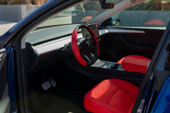 Tesla Model Y - Performance - Image 16
