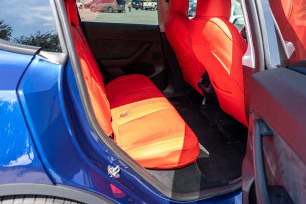 Tesla Model Y - Performance - Image 12