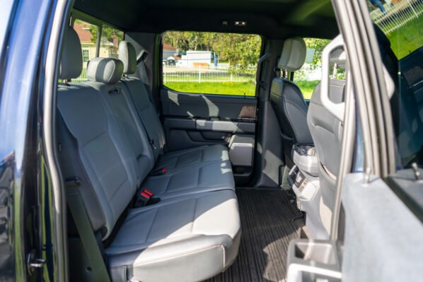 FORD F150 - Image 13